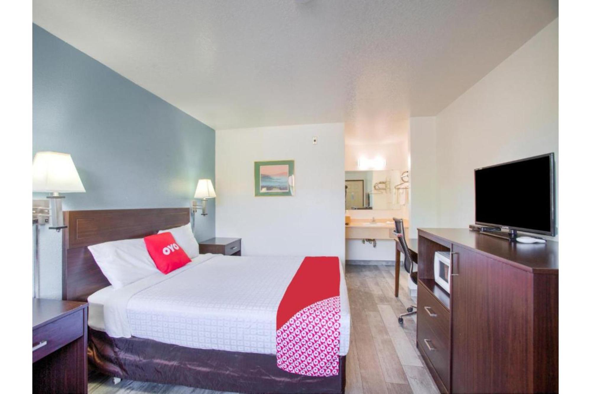 Oyo Woodland Hotel And Suites 외부 사진